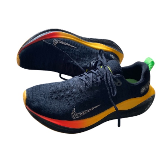 Nike InfinityRn Mens Road Running Shoes Sneaker ReactX Finish Line 13 FQ8347-010 - Picture 2 of 6